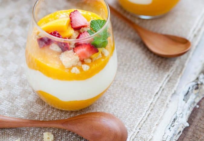 magustoit mango jogurtit parfait